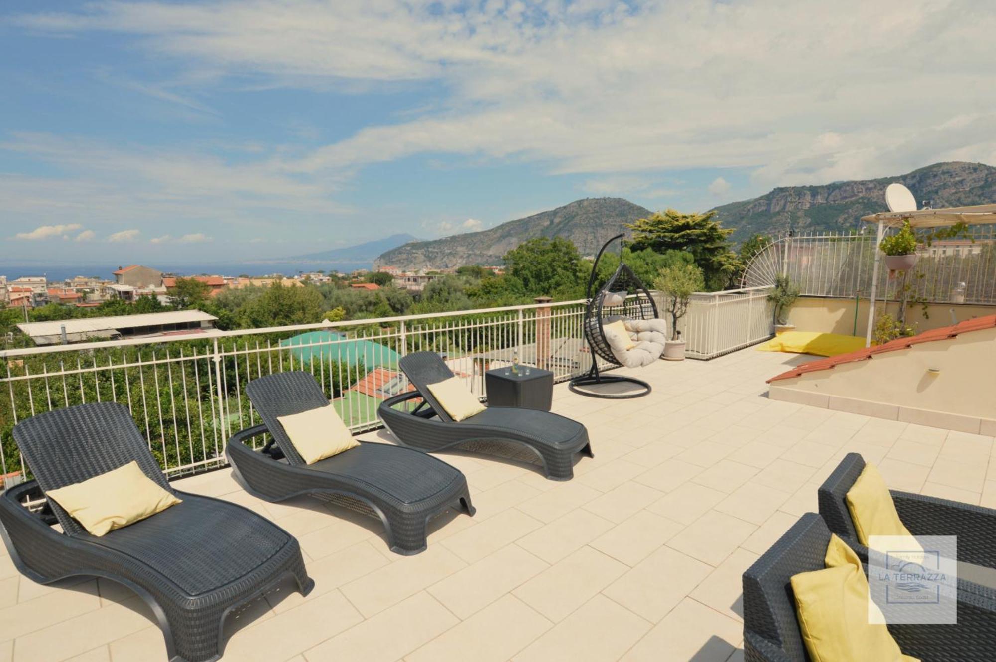 La Terrazza Family Holidays - Sorrento Coast Сант'Анджелло Экстерьер фото