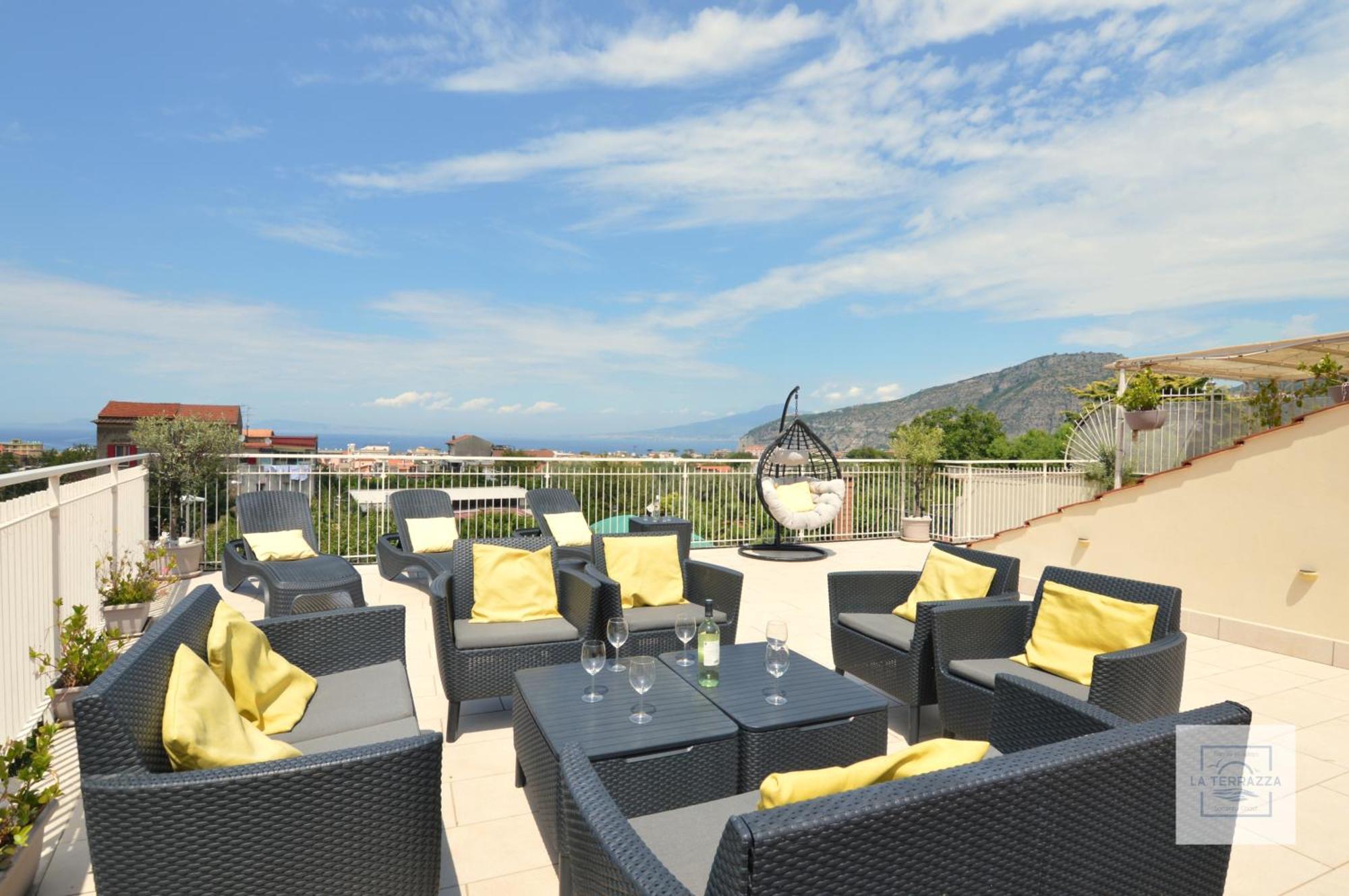 La Terrazza Family Holidays - Sorrento Coast Сант'Анджелло Экстерьер фото